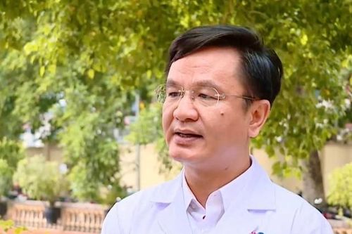 Vị bác sĩ 24 năm gắn bó với bệnh nhân HIV/AIDS là một trong 10 Công dân Thủ đô ưu tú