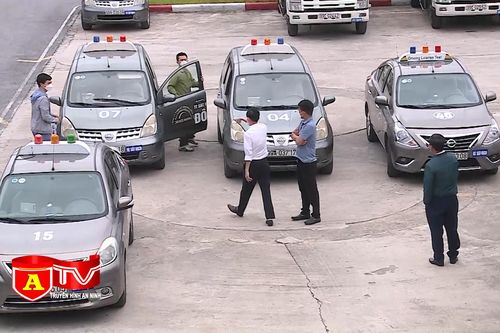 Nghiêm cấm giao xe để học viên tự lái