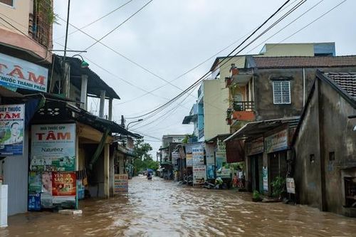Quảng Ngãi: Gần 2.000 nhà dân bị ngập do mưa lũ