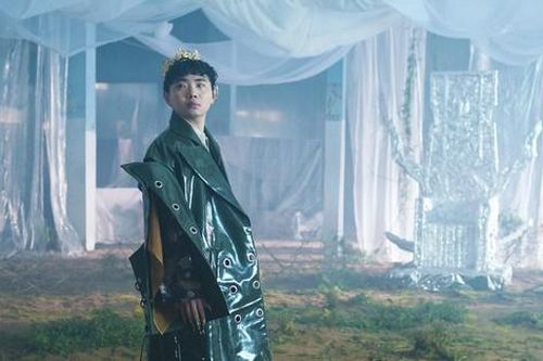 Hé lộ gia thế 'khủng' của 'Tân binh V-pop nghìn tỷ', được ví như phiên bản nam của Bùi Lan Hương
