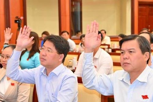 HĐND TPHCM thông qua 10 Nghị quyết quan trọng, cấp thiết