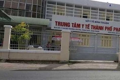Phê bình Giám đốc Trung tâm Y tế TP Phan Thiết mắng bác sĩ 'loi nhoi như lũ giòi'