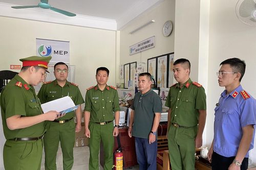Bắt 2 nguyên lãnh đạo Công ty Cổ phần Dâu tằm tơ Mộc Châu