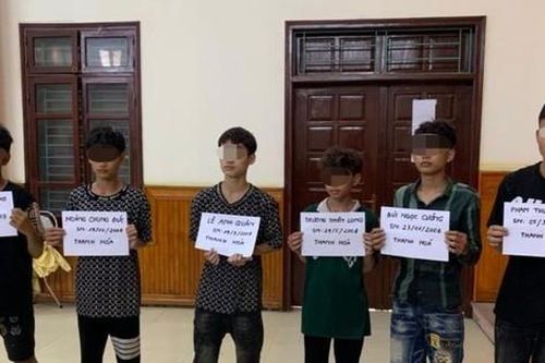 Sáu thiếu niên đánh quản lý nhà trọ, cướp tài sản