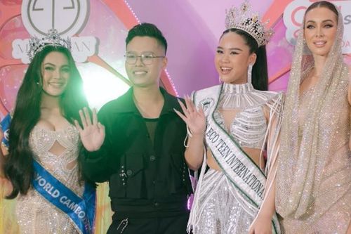 Bella Vũ khoe trình độ song ngữ khi làm phiên dịch cho các Hoa hậu quốc tế