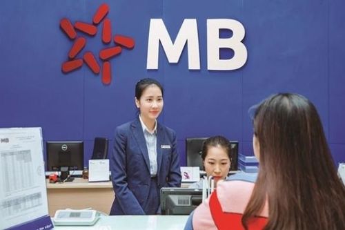 Chứng khoán ngày 11/10: Nhận định thị trường và định giá, khuyến nghị đối với cổ phiếu MBB, PNJ