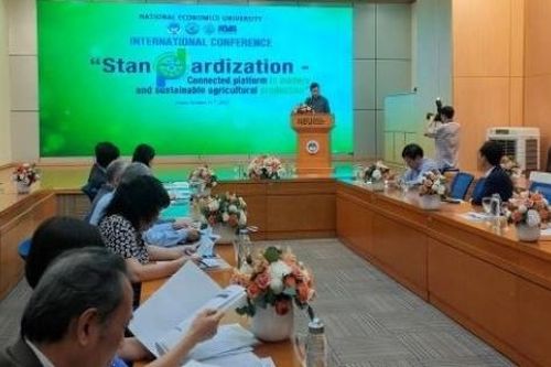 Hội thảo về tiêu chuẩn hóa trong sản xuất nông nghiệp hiện đại