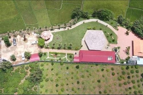Phạt hành chính, buộc tháo dỡ biệt phủ xây dựng trên đất nông nghiệp
