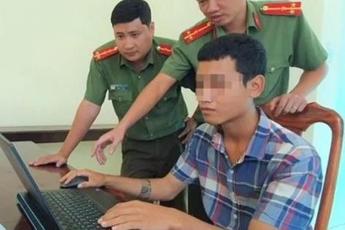Đắk Lắk: Triệu tập đối tượng 'đánh sập' hàng chục website