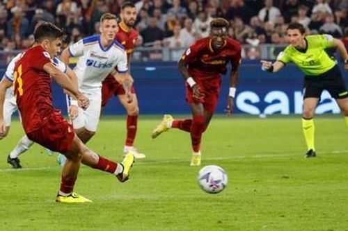 Clip trận Roma thắng Lecce 2-1