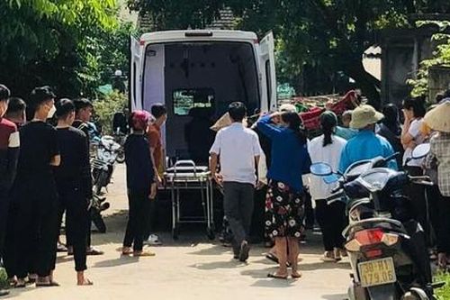 Nam sinh lớp 12 bị bạn cùng trường đâm tử vong trên đường đi học về