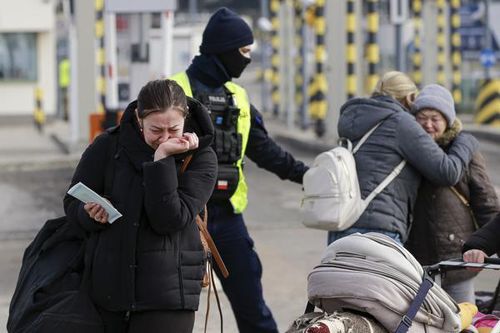 Ba Lan khuyên công dân rời Belarus