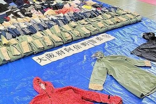 Người đàn ông Nhật Bản 13 năm trộm áo mưa của phụ nữ