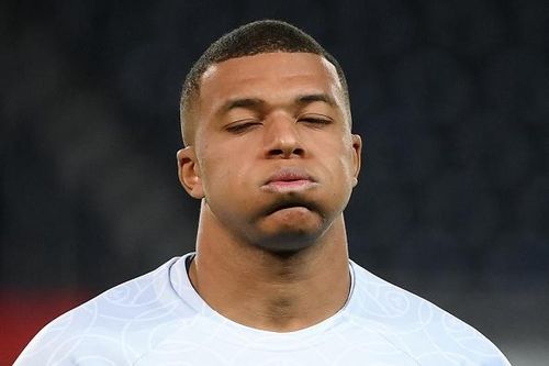 Giám đốc PSG: 'Hãy hỏi Mbappe xem cậu ấy có hạnh phúc không'