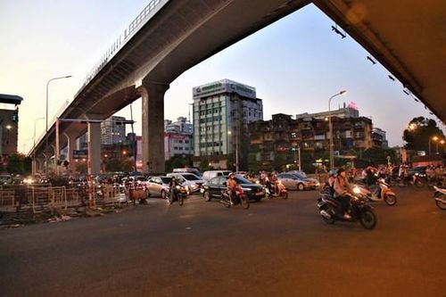 Tổ chức lại giao thông: Ngã Tư Vọng giảm ùn tắc