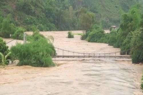 Lũ trên sông Kôn đang lên, đề phòng lũ quét, sạt lở đất và ngập lụt