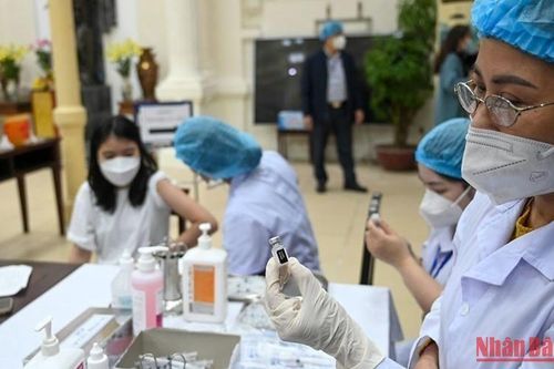 Việt Nam thăng tiến vượt bậc trên bảng xếp hạng chỉ số phục hồi hậu Covid-19