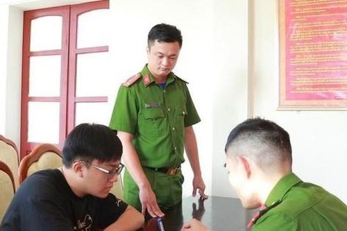 Khởi tố cặp vợ chồng chiếm đoạt gần nửa tỷ rồi chuyển vào tài khoản tiền ảo
