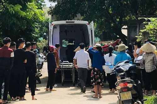Nam sinh đâm chết bạn cùng trường khai 'do chống đỡ màn đánh hội đồng'