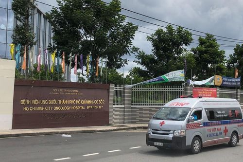 Lại gặp vướng trong đấu thầu, Bệnh viện Ung bướu TP.HCM sắp hết hóa chất