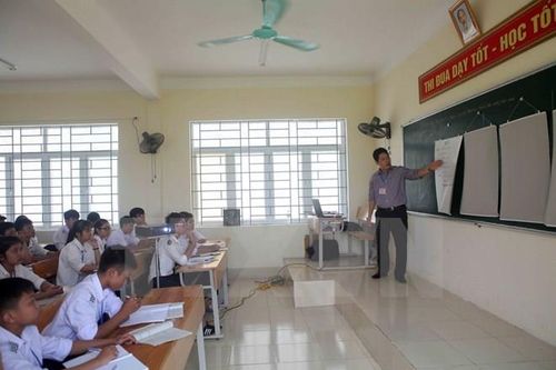 Yêu cầu nhà trường không lợi dụng Ban đại diện cha mẹ học sinh