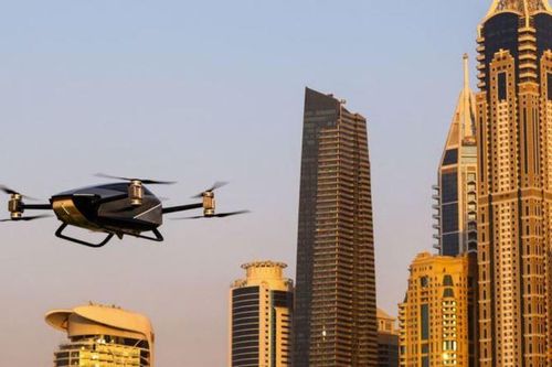Ô tô bay 2 chỗ của Trung Quốc thực hiện chuyến bay đầu tiên ở Dubai