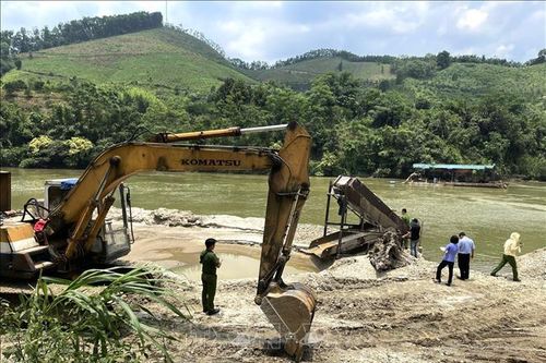Hà Giang: Mở rộng điều tra, xử lý các đối tượng liên quan đến vụ khai thác cát trái phép