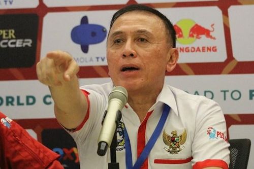 CHÍNH THỨC: Vụ Chủ tịch LĐBĐ Indonesia từ chức ngã ngũ