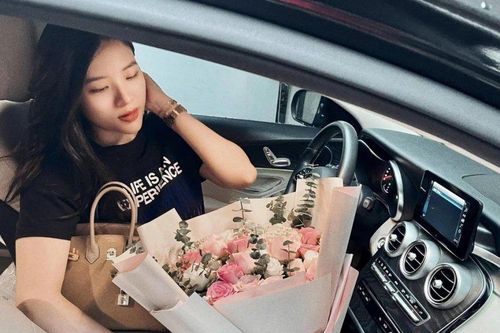 Va chạm giao thông, nam thanh niên tông trúng 'Mẹc' tứ quý 7 của Hoa hậu
