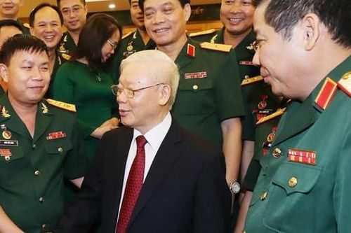 Tổng Bí thư gặp mặt Đoàn đại biểu Thanh niên Quân đội