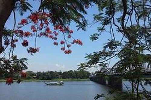 Huế thương
