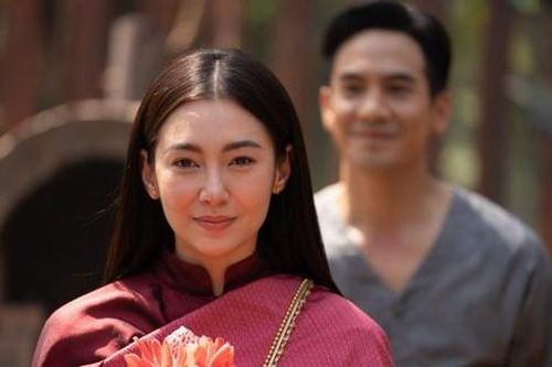 Bella Ranee - nữ chính 'Ngược Dòng Thời Gian Để Yêu Anh': Thạc sĩ kiêm nữ hoàng rating
