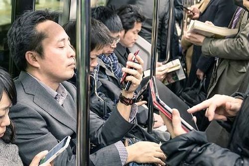 Nhật Bản tăng tốc chuyển đổi số trong lĩnh vực báo chí