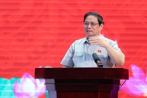 Thủ tướng: Đề xuất nâng mức lương cơ sở lên 1,8 triệu đồng