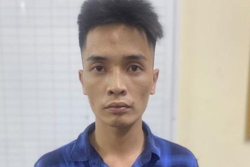 Công nhân vừa nghỉ việc quay lại công ty trộm xe máy và điện thoại