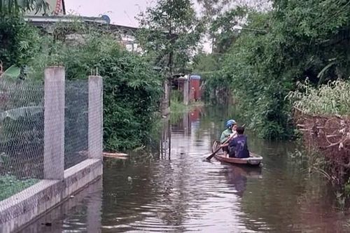 Thừa Thiên - Huế: Học sinh vùng thấp trũng được nghỉ học từ chiều 14/10