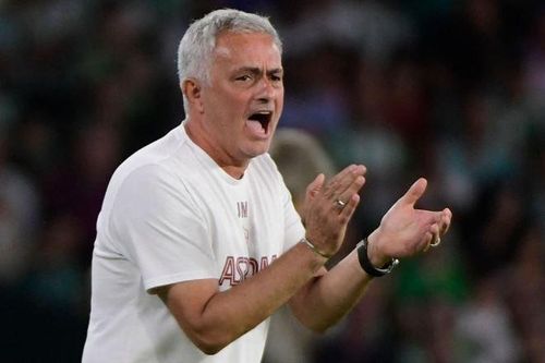 Thầy trò Mourinho gây thất vọng ở Europa League