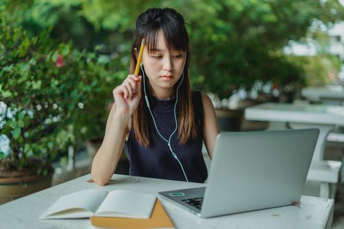 6 đặc điểm của một văn phòng độc hại