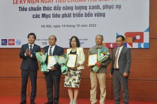 Ưu tiên xây dựng các tiêu chuẩn thúc đẩy năng lượng xanh