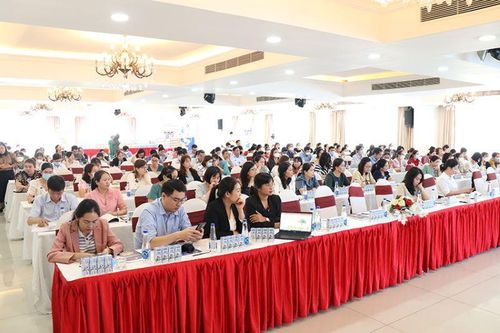 Tập huấn truyền thông sức khỏe về dinh dưỡng cho người bệnh