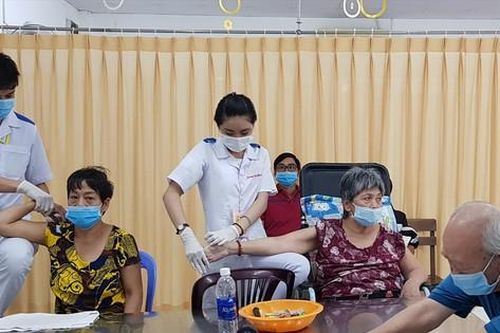 Bệnh viện ở TPHCM: Khủng hoảng nguồn thu