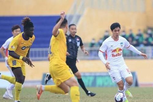Trước trận HAGL - SLNA, 18h00 ngày 14/10: Buồn ngủ lại gặp chiếu manh