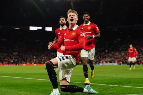 McTominay hóa người hùng, sánh ngang thầy cũ Solskjaer tại cúp châu Âu
