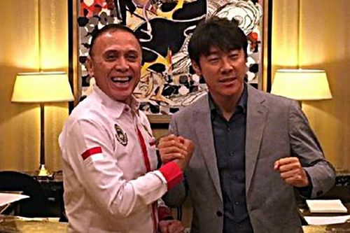 Bảo vệ Chủ tịch PSSI, HLV Shin Tae Yong dọa chia tay tuyển Indonesia