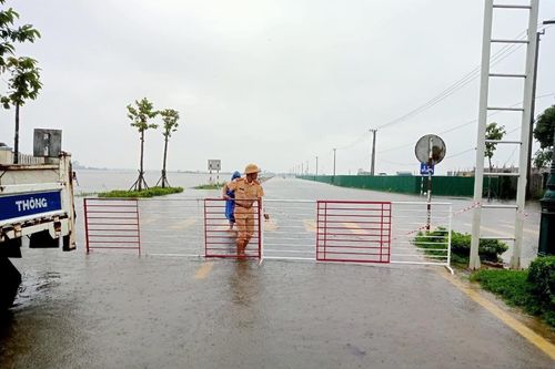 TT-Huế huy động lực lượng tổ chức sơ tán, di dời dân ở vùng trũng thấp