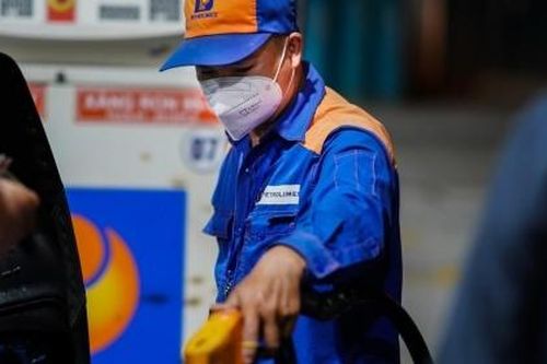Thanh tra 15 doanh nghiệp đầu mối, 2 đơn vị sản xuất xăng dầu