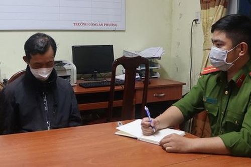 Hai học sinh tiểu học bị gã đàn ông U50 xâm hại tình dục tại nhà vệ sinh