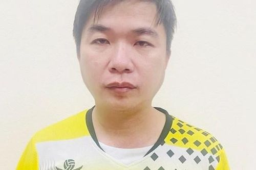 Chiếm đoạt tài sản của cháu họ để đi chơi game