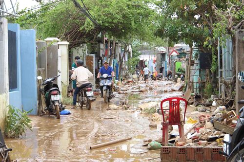 Đà Nẵng ghi nhận 2 người chết do ảnh hưởng của bão Sơn Ca