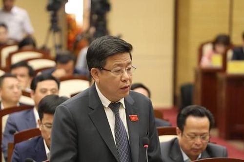 Phó Chủ tịch Hà Nội tiết lộ nguyên nhân công viên xây xong ngăn người dân vào